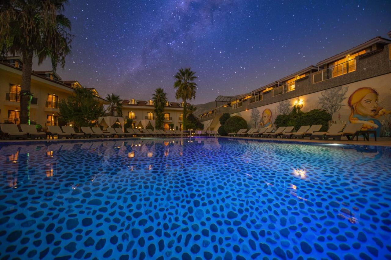 אולודניץ Han Deluxe Hotel מראה חיצוני תמונה