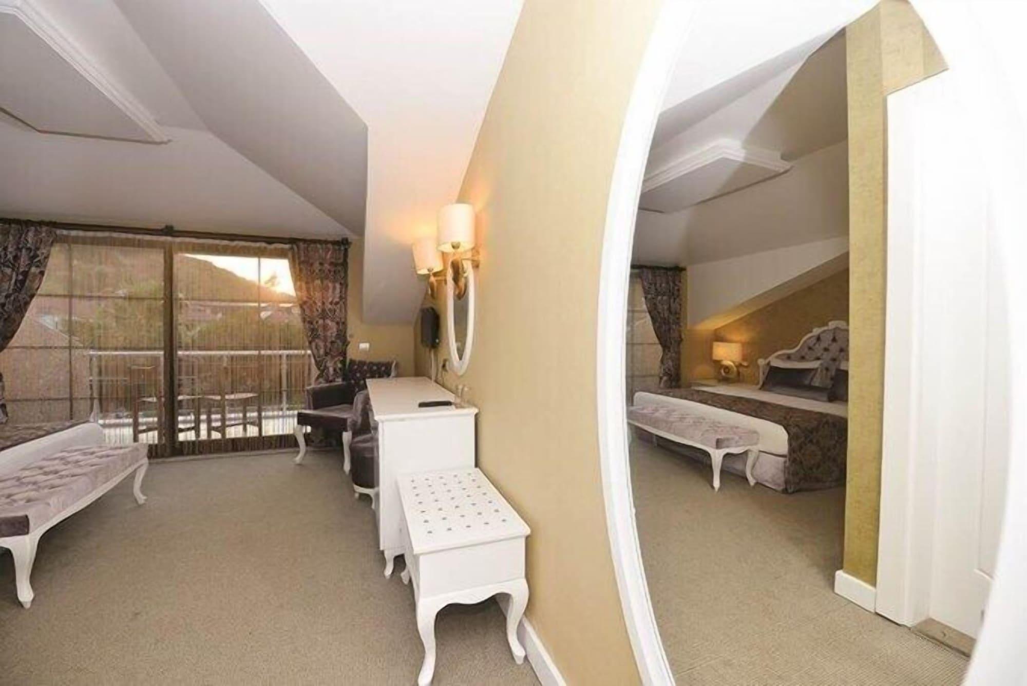 אולודניץ Han Deluxe Hotel מראה חיצוני תמונה