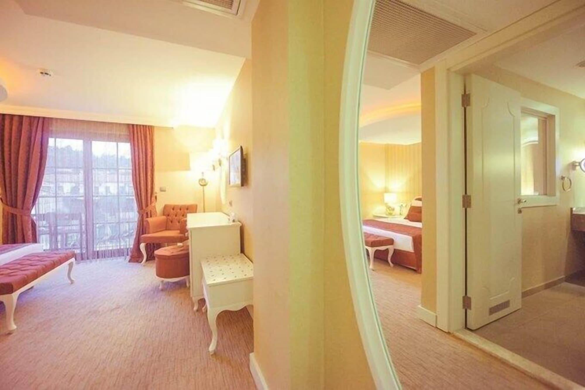 אולודניץ Han Deluxe Hotel מראה חיצוני תמונה